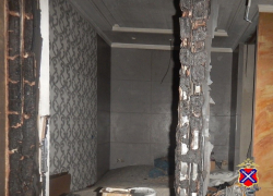 Волгоградка спалила дом соседки, чтобы отвадить от нее мужа