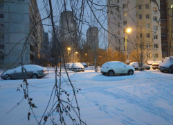 О снежных заносах на дорогах предупреждает ГИБДД волгоградцев