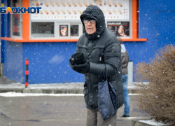 Снегопад в Волгограде  попал в объектив фотографа