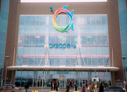 В Волгограде на парковке у «Акварели» водитель Volkswagen сбил 15-летнего ребенка