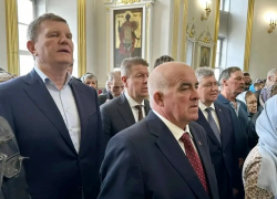 Волгоградский промышленник Олег Савченко засветился в свите костромского губернатора 