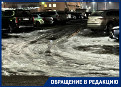 «Платим 1800, утопая в лужах»: на условия в волгоградском аэропорту пожаловались пассажиры 
