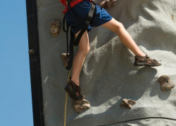 Прокуратура проверяет скалодром в Волгоградской области после ЧП с 10-летним ребенком