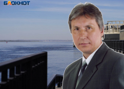 Мертвый депутат-создатель средства от геморроя помог мэрии Волгограда в строительстве мостов