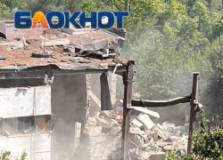 Рабочие могут быть в камерах со стоками: что мешает достать людей из-под завалов КНС на юге Волгограда 