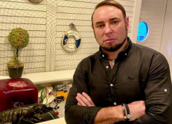 Депутата от КПРФ на машине за 15 млн начинают судить за мошенничество на 400 тысяч в Волгограде