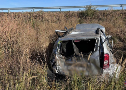 Опрокинули иномарку и тащили на мопеде велосипед: подростки разбились под Волгоградом