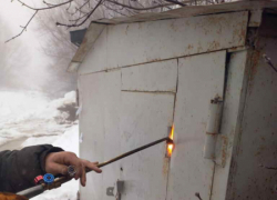 В Волгограде гендиректор фирмы распродавал на лом гаражи жителей