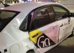 Тройное ДТП устроил водитель «Яндекс. Такси» в Волгограде: пострадали двое