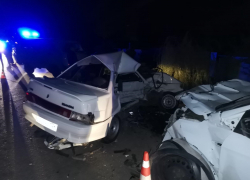 «Тела доставали спасатели»: мальчик погиб и 16 детей пострадали в ДТП в Волгоградской области 