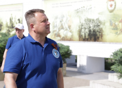 Волгоградский депутат призвал отказаться от слов дедлайн и модератор