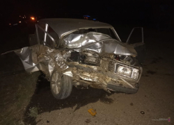 Водитель «семерки» попал в смертельное ДТП с трактором в Волгоградской области