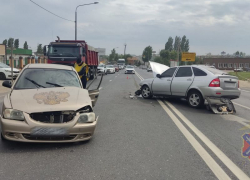 Шок-ДТП на Третьей продольной в Волгограде с тремя пострадавшими попало на видео 