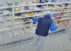 16-летнего серийного похитителя продуктов задержали в Волгограде 