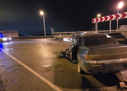 Четверо попали в больницу после аварии на «танцующем» мосту под Волгоградом 