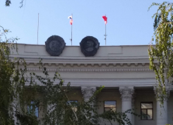 Волгоградские депутаты выделили 919 тысяч на покупку часов