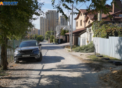 Островок частного сектора под боком элитных ЖК в центре Волгограда: как здесь живут