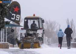 Штормовое предупреждение из-за ветра 30 м/с продлено в Волгоградской области