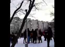 В Волгограде экстренно эвакуировали гимназию №1: видео с места