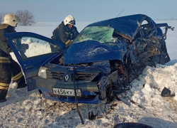 Смертельное ДТП произошло на трассе в Волгоградской области: видео с места