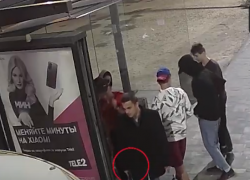 Стрельба малолетних вандалов на остановке в Волгограде попала на видео