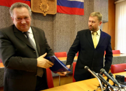 Конфликт Ищенко с Максютой припомнили при захоронении праха великого снайпера на Мамаевом кургане  