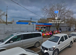 Павильон микрокредитования горел ночью в Волгограде