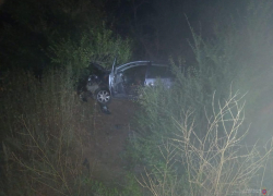 Волгоградец погиб в улетевшем в кювет китайском автомобиле