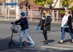 Каждый 100-й: в Волгоградской области больше 23 000 человек болеют COVID-19 и ОРВИ
