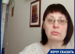 Волгоградка вынуждена скитаться по квартирам из-за вони от соседей: видео