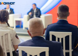 В Волгоградской области повысят зарплаты отдельным чиновникам