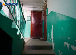 Лжериелтор из Волжского пообещала родственникам за продажу дома 2 миллиона и три однушки и скрылась в Москве