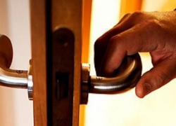 Родители нашли 33-летнего сына повешенным в Волгоградской области