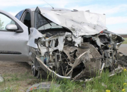 66-летний водитель Nissan погиб в страшной аварии под Волгоградом