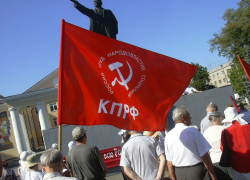 Волгоградская полиция прокомментировала скандальное заявление о задержании коммуниста у памятника Ленину