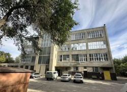 Цена сдулась почти в два раза: в Волгограде не могут продать бывшую фабрику «Цаpица» 