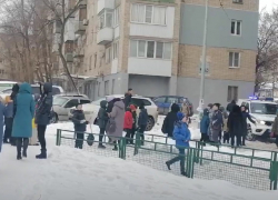 В Волгограде в четвертый раз за два дня эвакуируют гимназию №1