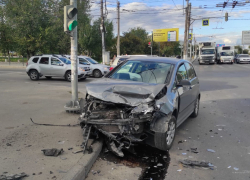 Коровы, цистерны, пенсионеры на велосипеде: подборка опасных ДТП за сутки в Волгоградской области 