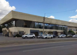 Банк «Открытие» продает свой офис в центре Волгограда