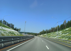 В России впервые разместили базовую станцию в полосе отвода федеральной трассы