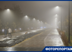 Туманный ночной центр Волгограда попал в объектив фотографа