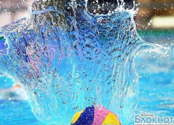 Волгоградский дуэт ведет сборную вперед