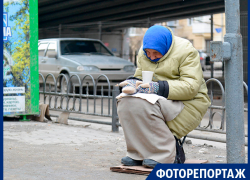 Разбитое и грязное «лицо» привокзальной  площади показал волгоградский фотограф