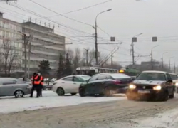 В Волгограде остановили движение троллейбусов на проспекте Ленина