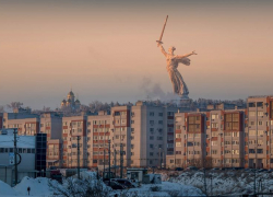 В центре Волгограда снесут продуктовый магазин