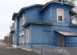 Каблуком размозжил голову жене и поджёг дом с мужем: в Волгограде дали 18,5 лет жестокому убийце-грабителю