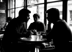 В Волгограде до полусмерти избили посетителя кафе 