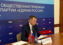На место со скандалом вышибленного из облдумы Станислава Короткова наметился кандидат из Госдумы 