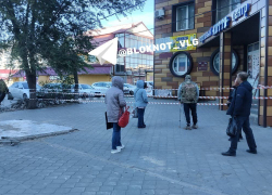 Из-за принесенной курьером странной коробки эвакуировали гостиницу в Волгограде