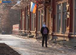 В Волгограде школьников переводят на дистант из-за гололеда